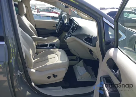 2021 Chrysler Pacifica Hybrid Touring L from USA, damaged, VIN 2C4RC1L78MR596371